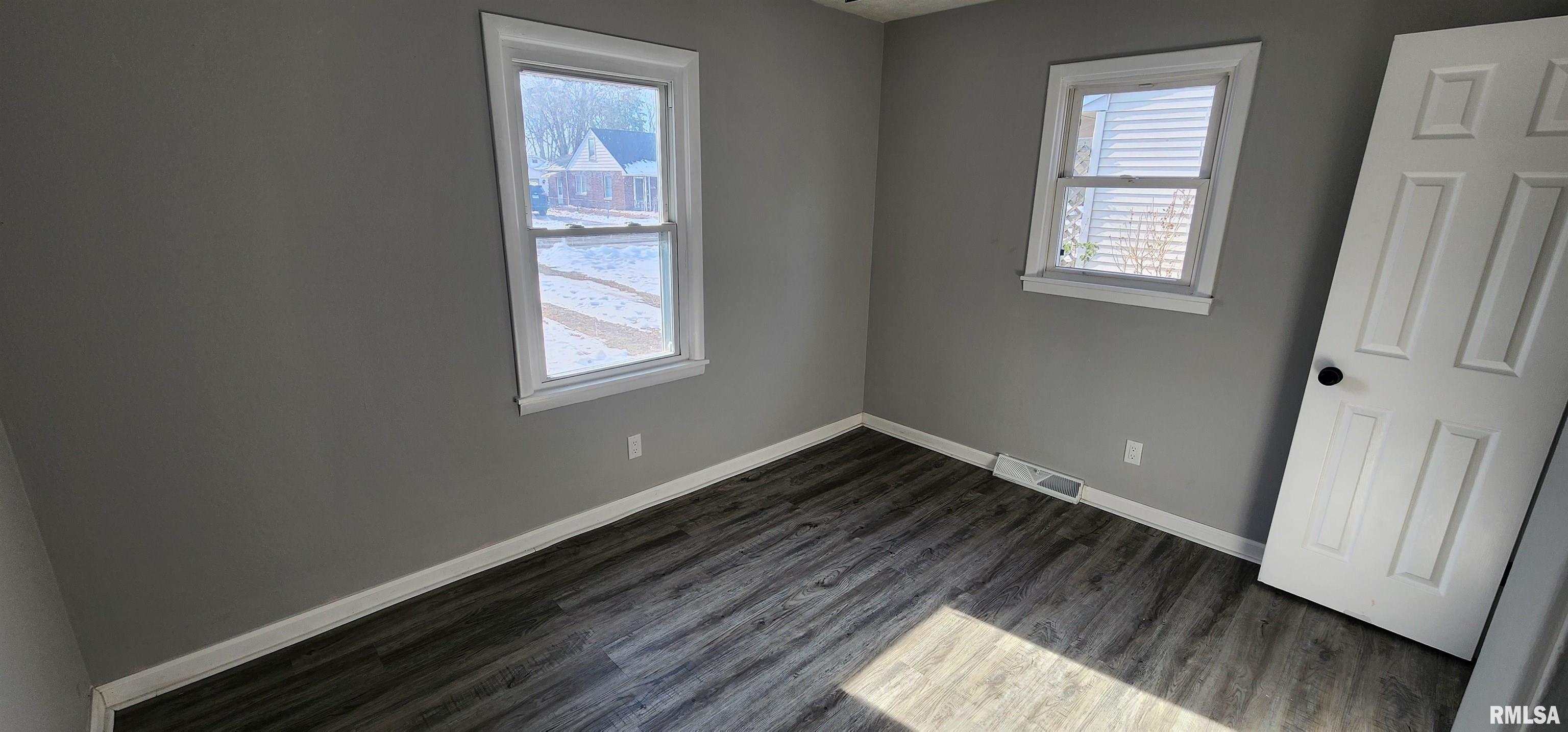 2165 East Converse Street Springfield, IL 62702 - Photo 20 of 31