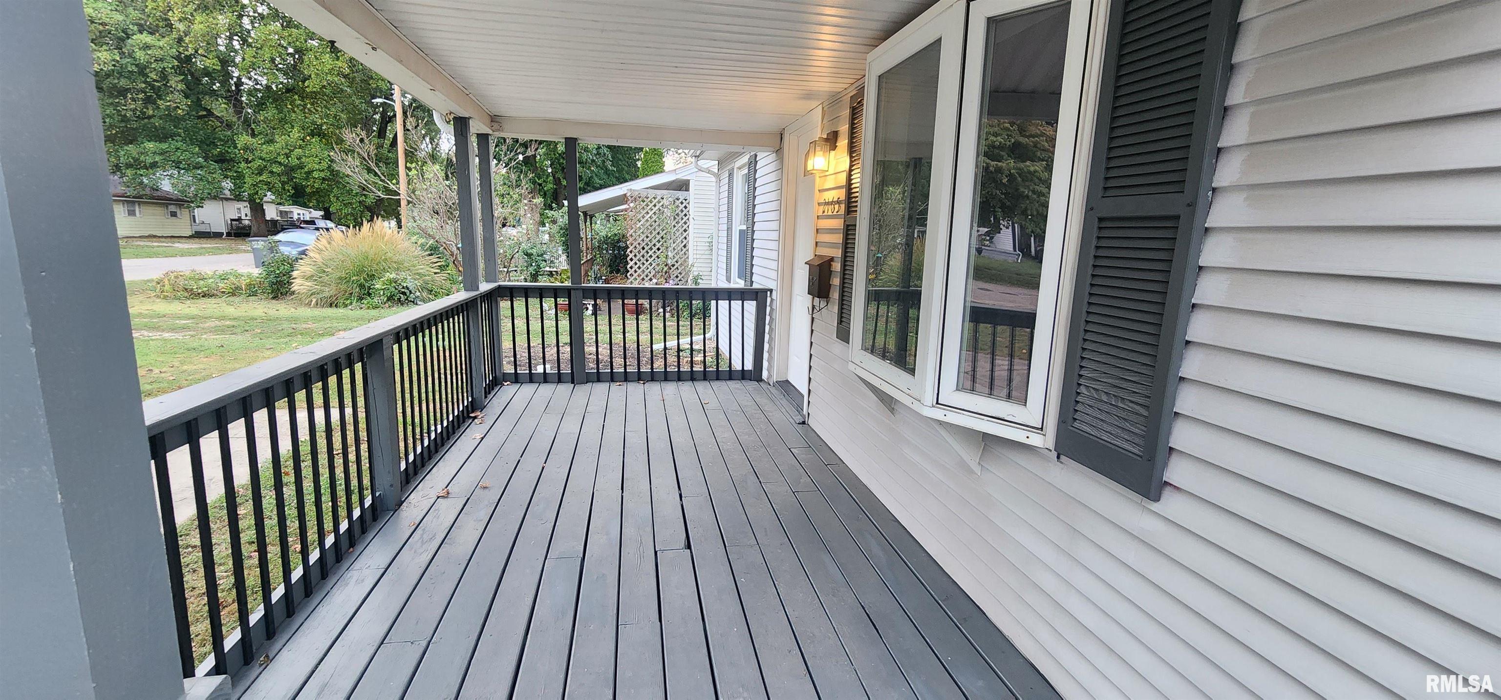 2165 East Converse Street Springfield, IL 62702 - Photo 2 of 31