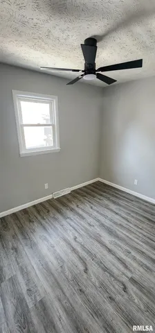 $132,900 | 2165 East Converse Street, Springfield, IL 62702