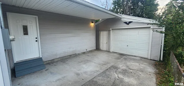 $132,900 | 2165 East Converse Street, Springfield, IL 62702