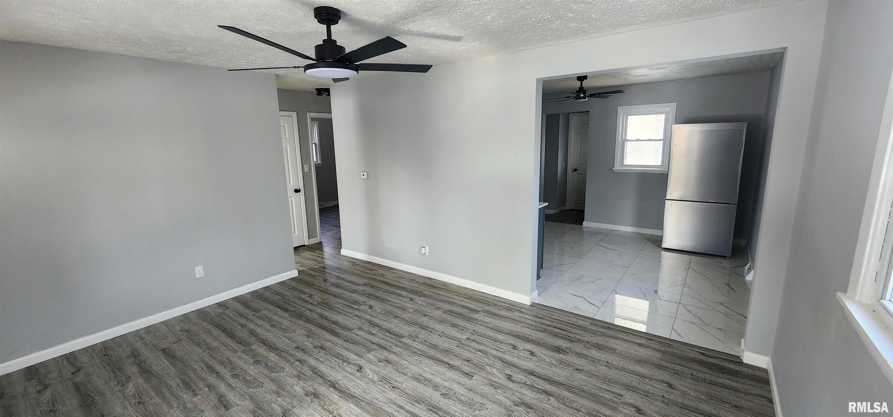 2165 East Converse Street Springfield, IL 62702 - Photo 9 of 31