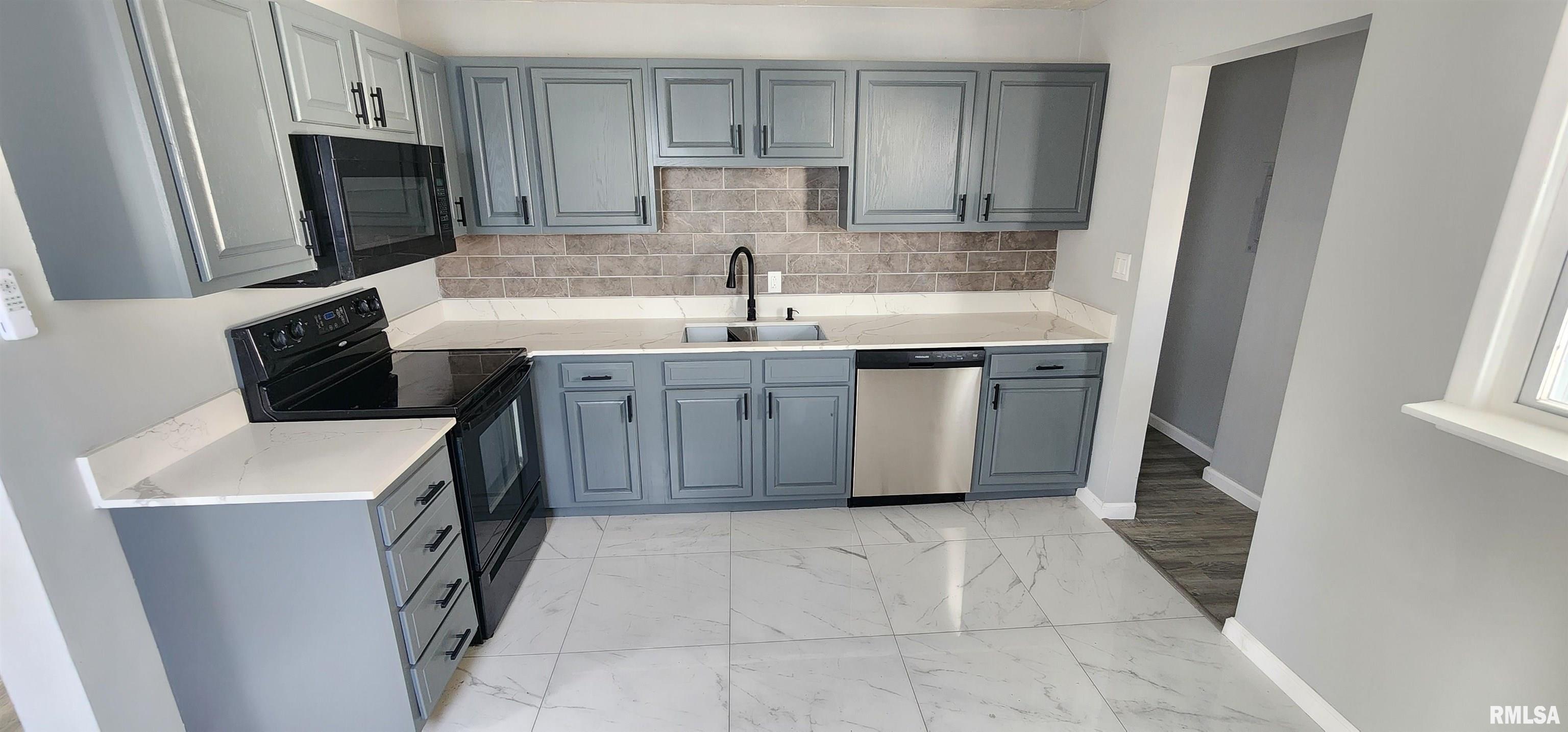 2165 East Converse Street Springfield, IL 62702 - Photo 10 of 31