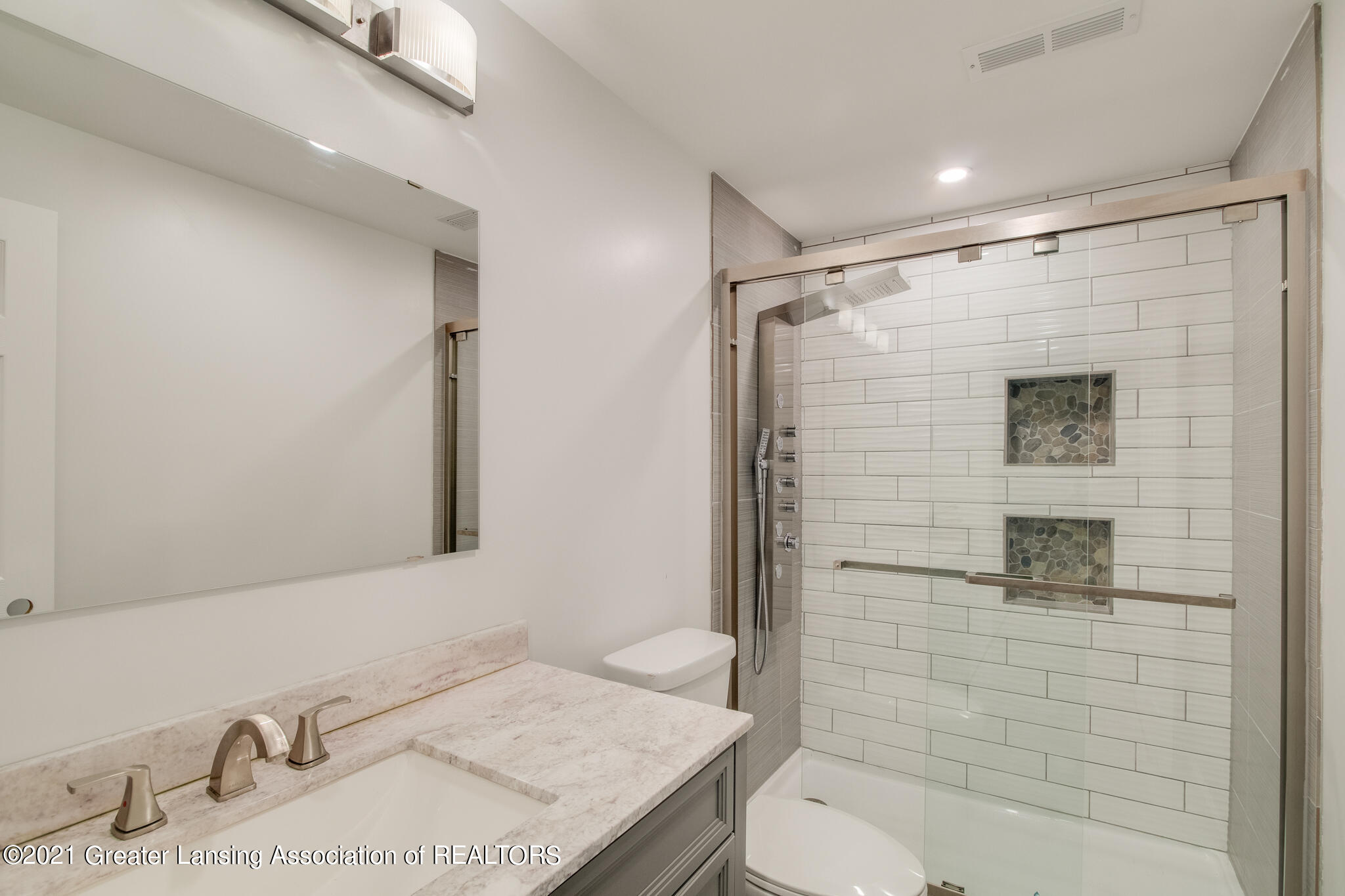 15089 Grove Road Lansing, MI 48906 - Photo 43 of 59 15089_S_Grove_PECK-55