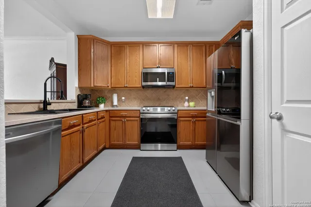$253,000 | 2551 Grayson Circle, Unit 2551, San Antonio, TX 78232