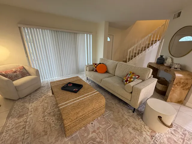 $4,500 | 176 Seabreeze Circle, Jupiter, FL 33477