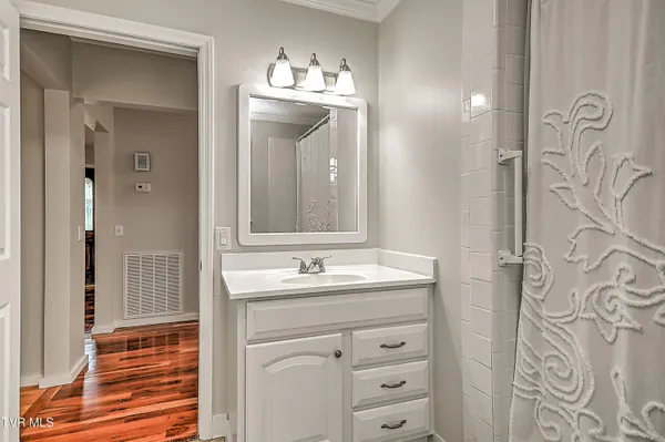 $339,900 | 234 West Doe Avenue, Elizabethton, TN 37643