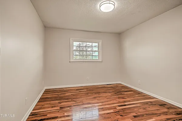 $339,900 | 234 West Doe Avenue, Elizabethton, TN 37643