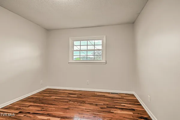 $339,900 | 234 West Doe Avenue, Elizabethton, TN 37643