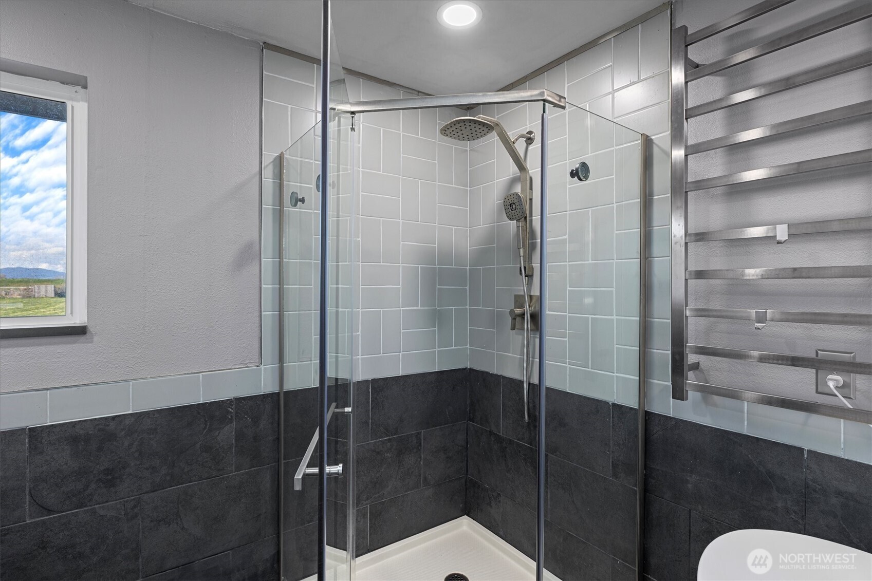 17771 Dunbar Road Mount Vernon, WA 98273 - Photo 16 of 38 a bathroom with a shower and toilet