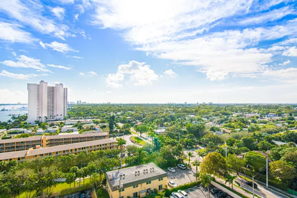 $5,500 | 5600 North Flagler Drive, Unit 1404, West Palm Beach, FL 33407