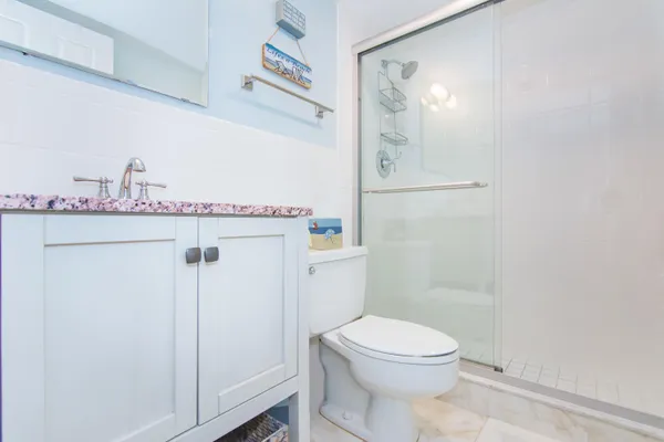 $5,500 | 5600 North Flagler Drive, Unit 1404, West Palm Beach, FL 33407