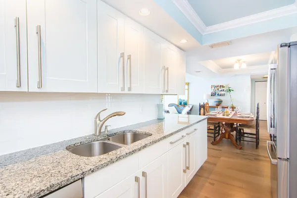 $5,500 | 5600 North Flagler Drive, Unit 1404, West Palm Beach, FL 33407