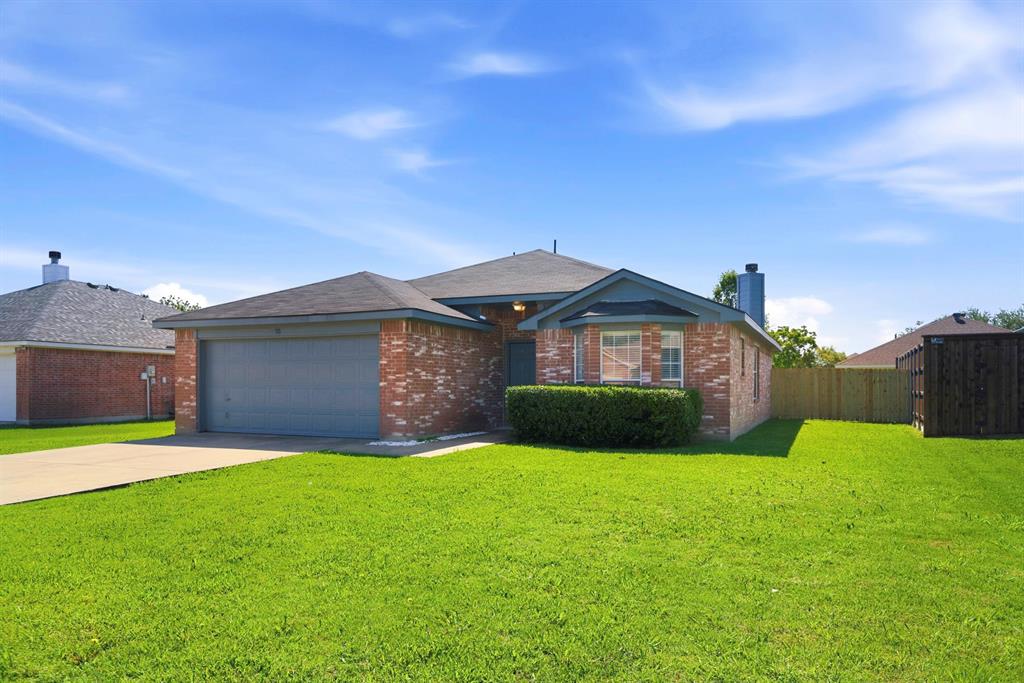 311 South Chestnut Street Forney, TX 75126 - Photo 2 of 29