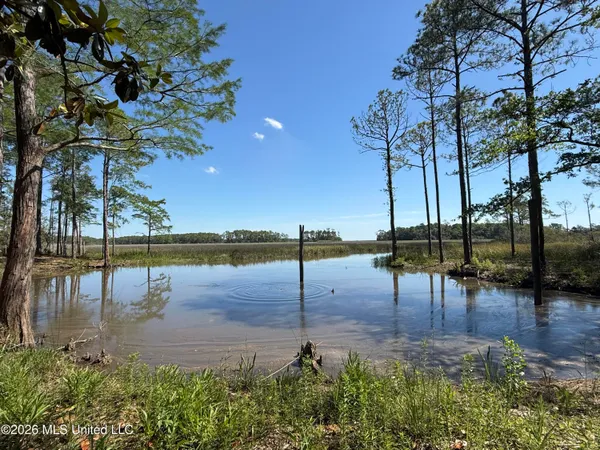 $1,500,000 | 1208 De La Pointe Drive, Gautier, MS 39553