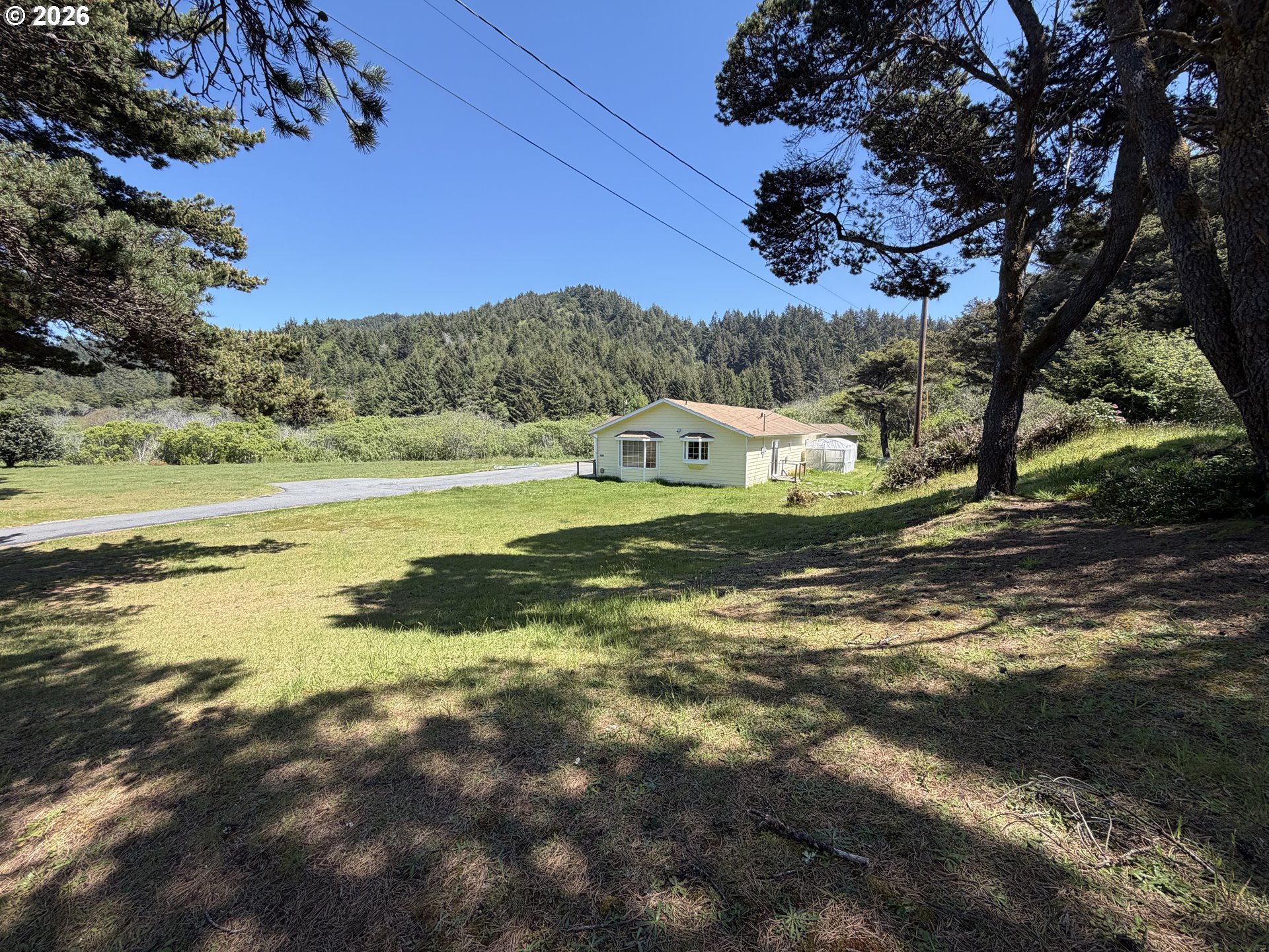 34271 Ophir Road Gold Beach, OR 97444 - Photo 39 of 43