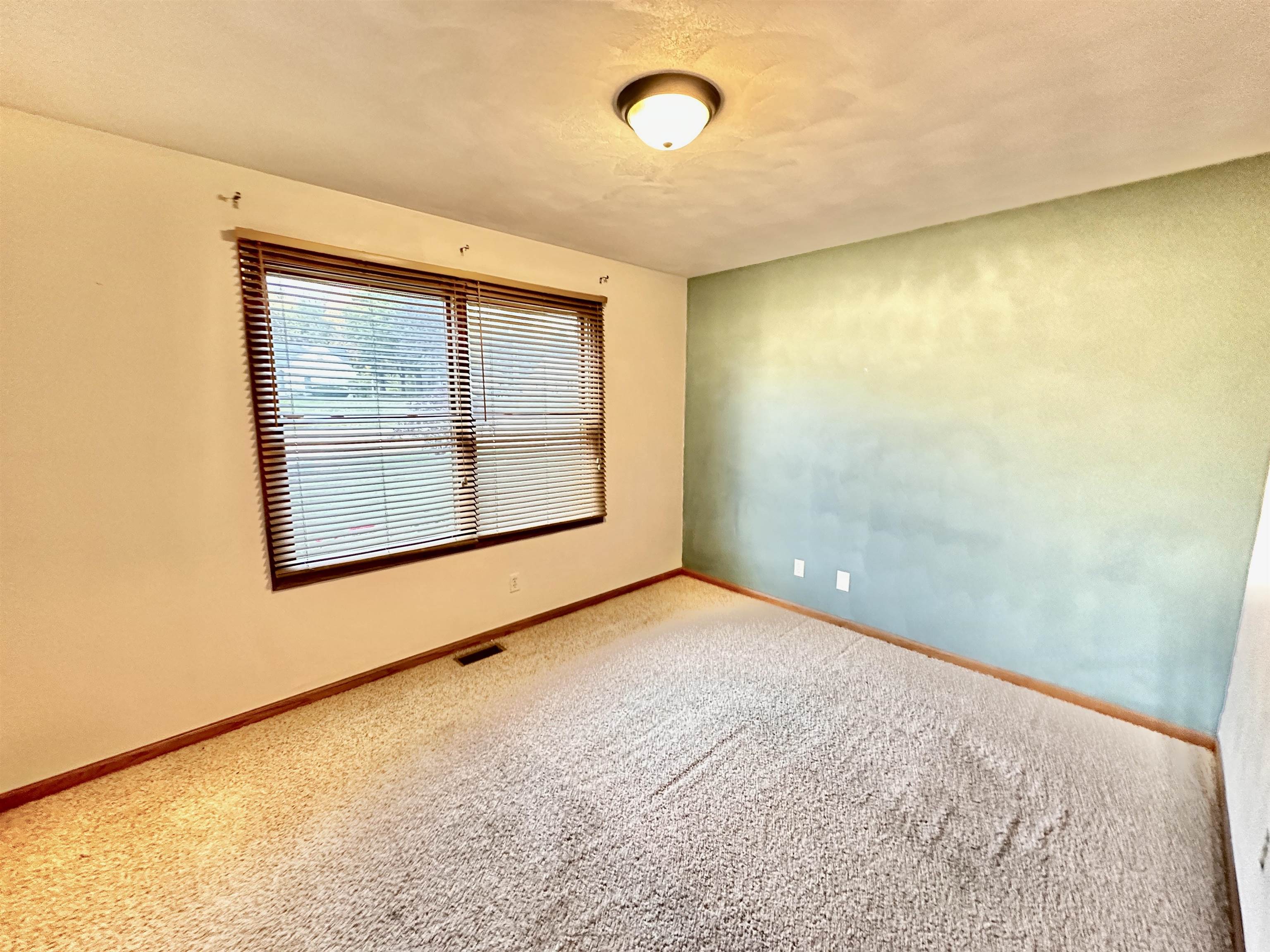713 North Alpine Road Rockford, IL 61107 - Photo 23 of 40 Gallery Image 23