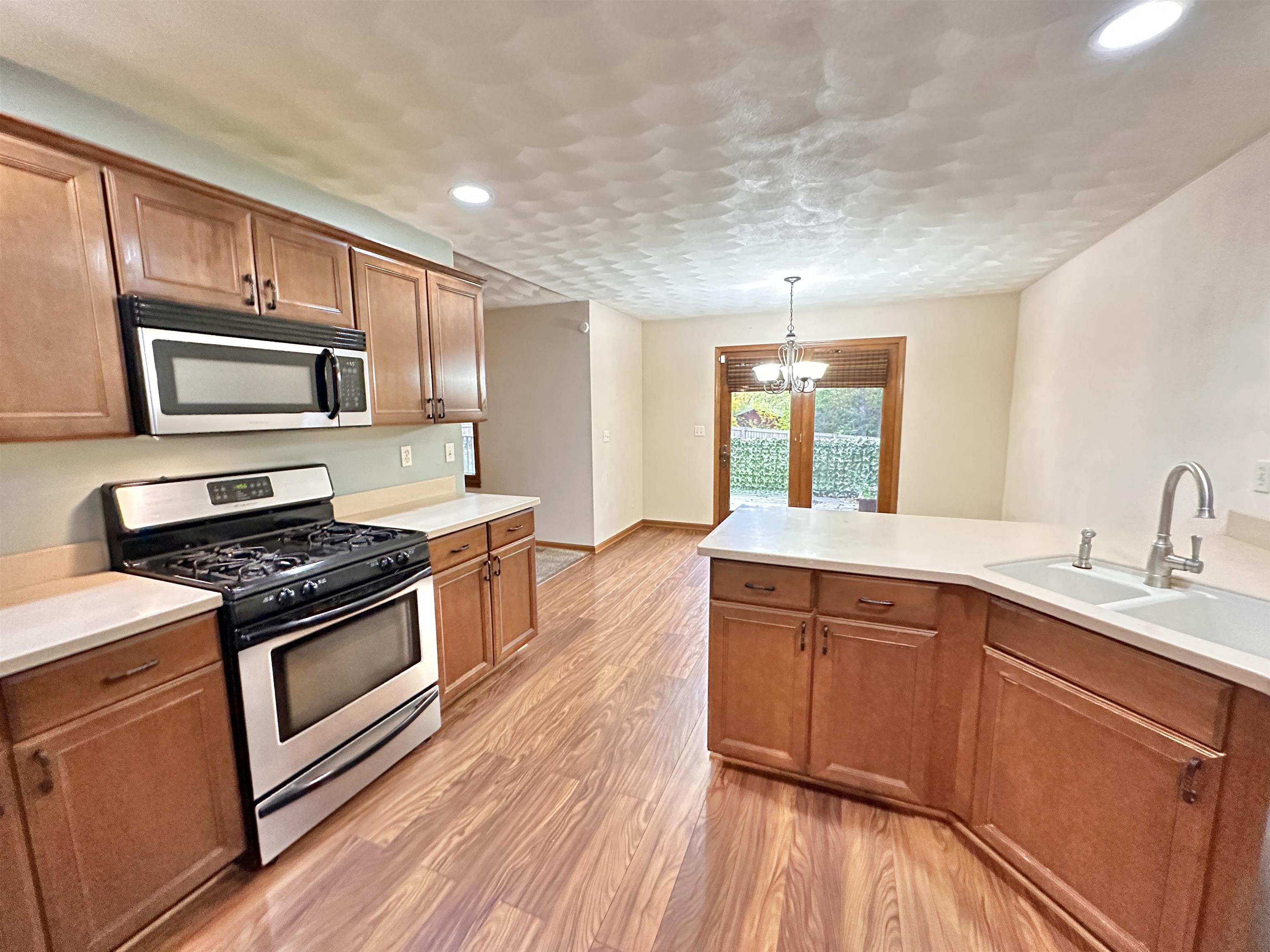 713 North Alpine Road Rockford, IL 61107 - Photo 5 of 40 Gallery Image 5