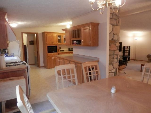 18402 Litzen Road Copemish, MI 49625 - Photo 6 of 34 Good Flow Room To Room