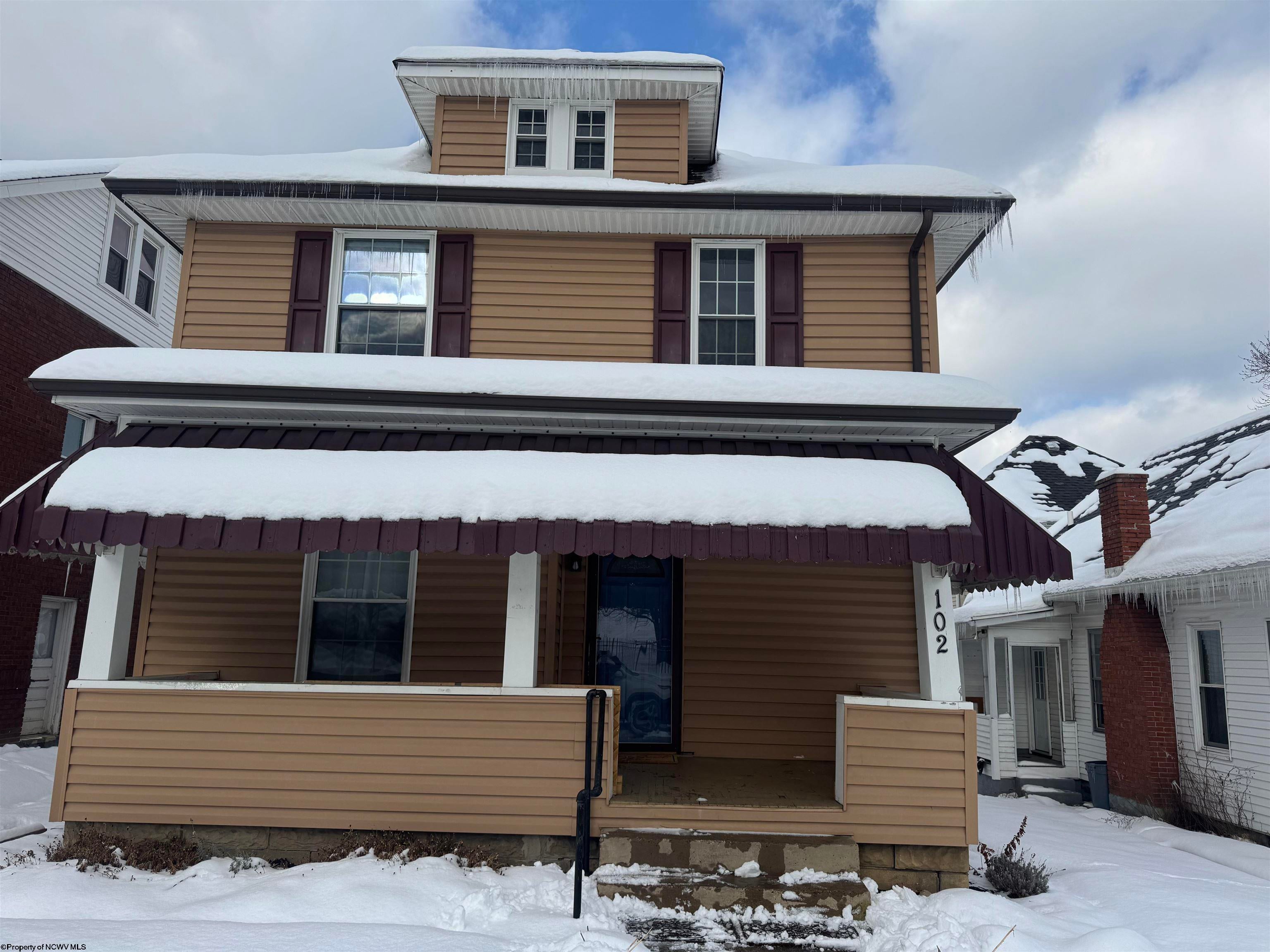 102 Ridenour Street Clarksburg, WV 26301 - Photo 1 of 20 Gallery Image 1