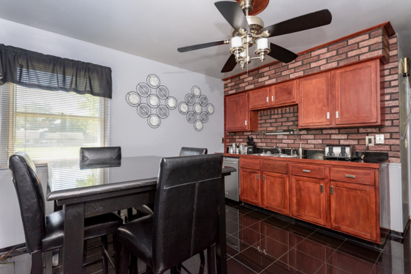 2522 Nichols Road Kalamazoo, MI 49004 - Photo 2 of 22 Nichols_Rd_2522_Kalamazoo_49004-Interior