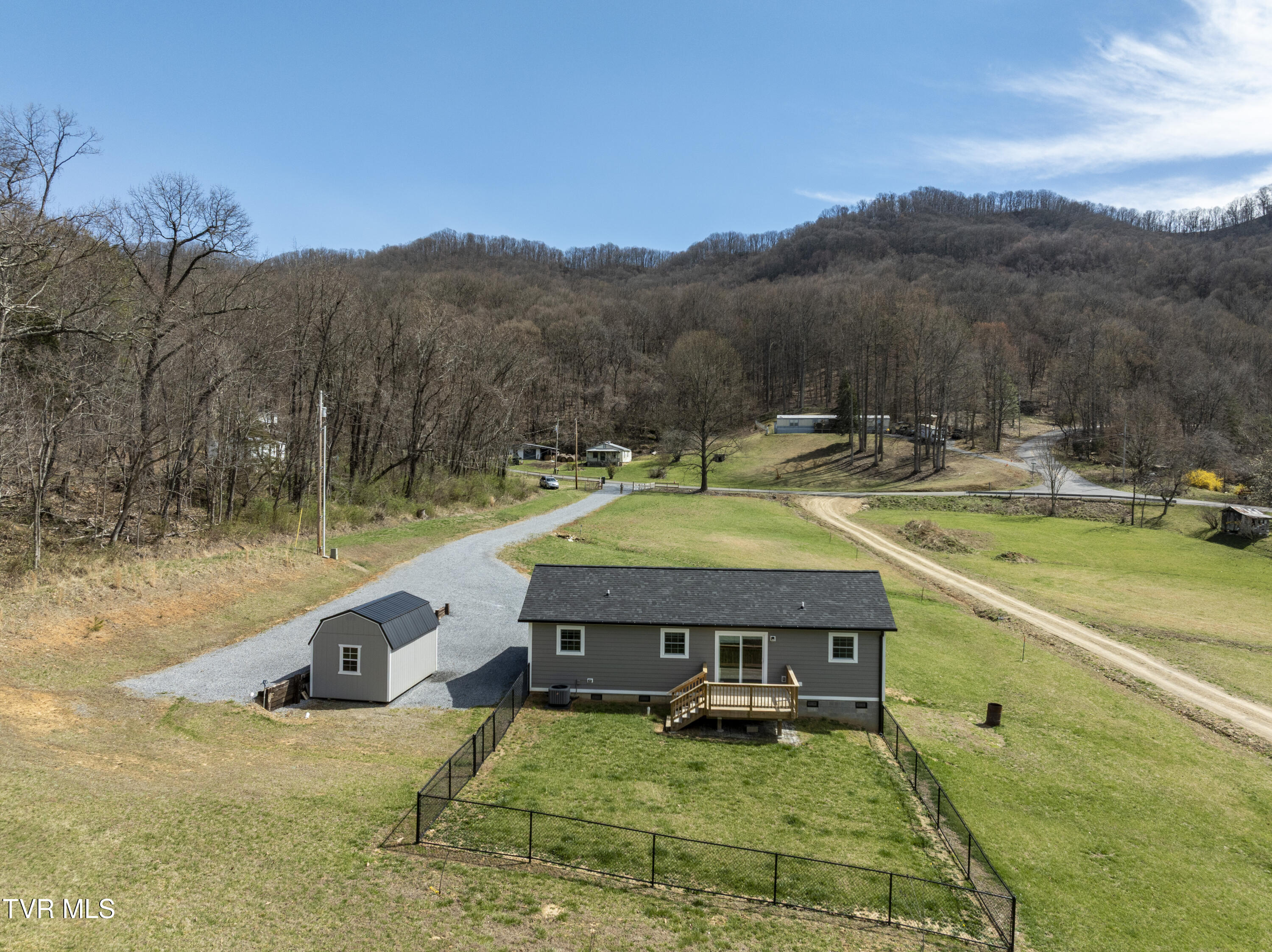 294 Charlie Hicks Road Jonesborough, TN 37659 - Photo 3 of 31 CharlieHicks-aerials-2