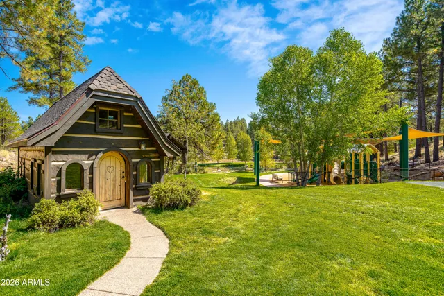 a view of a large building