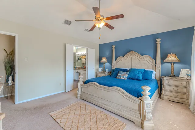 $2,850 | 13417 Bunker Hill Drive, Willis, TX 77318