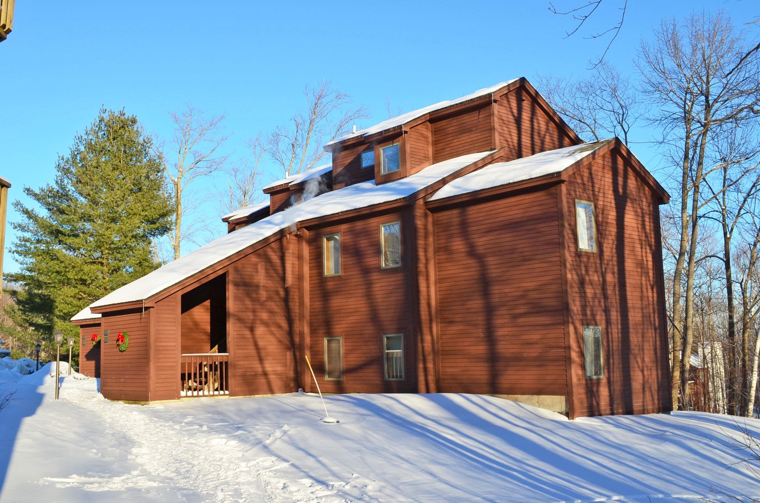45 Kettlebrook Road, Unit J1 Ludlow, VT 05149 - Photo 1 of 34 Gallery Image 1