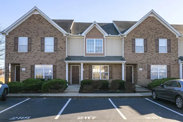 $1,695 | 2117 Victory Gallop Lane, Murfreesboro, TN 37128
