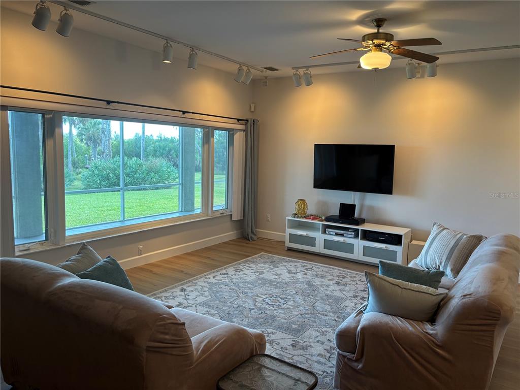 2437 Swordfish Lane Edgewater, FL 32141 - Photo 6 of 40