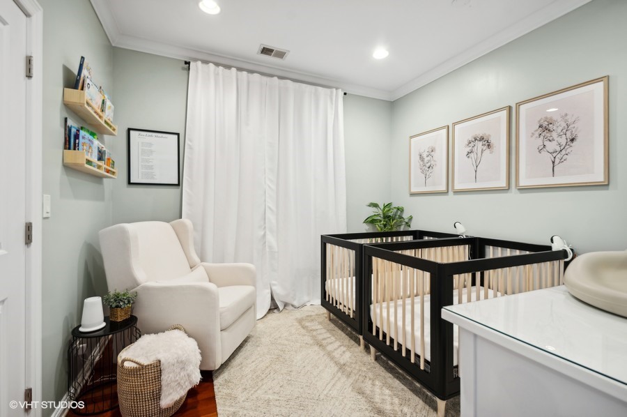 1411 West Chicago Avenue, Unit 3 Chicago, IL 60642 - Photo 13 of 17 a view of a livingroom with furniture and furniture