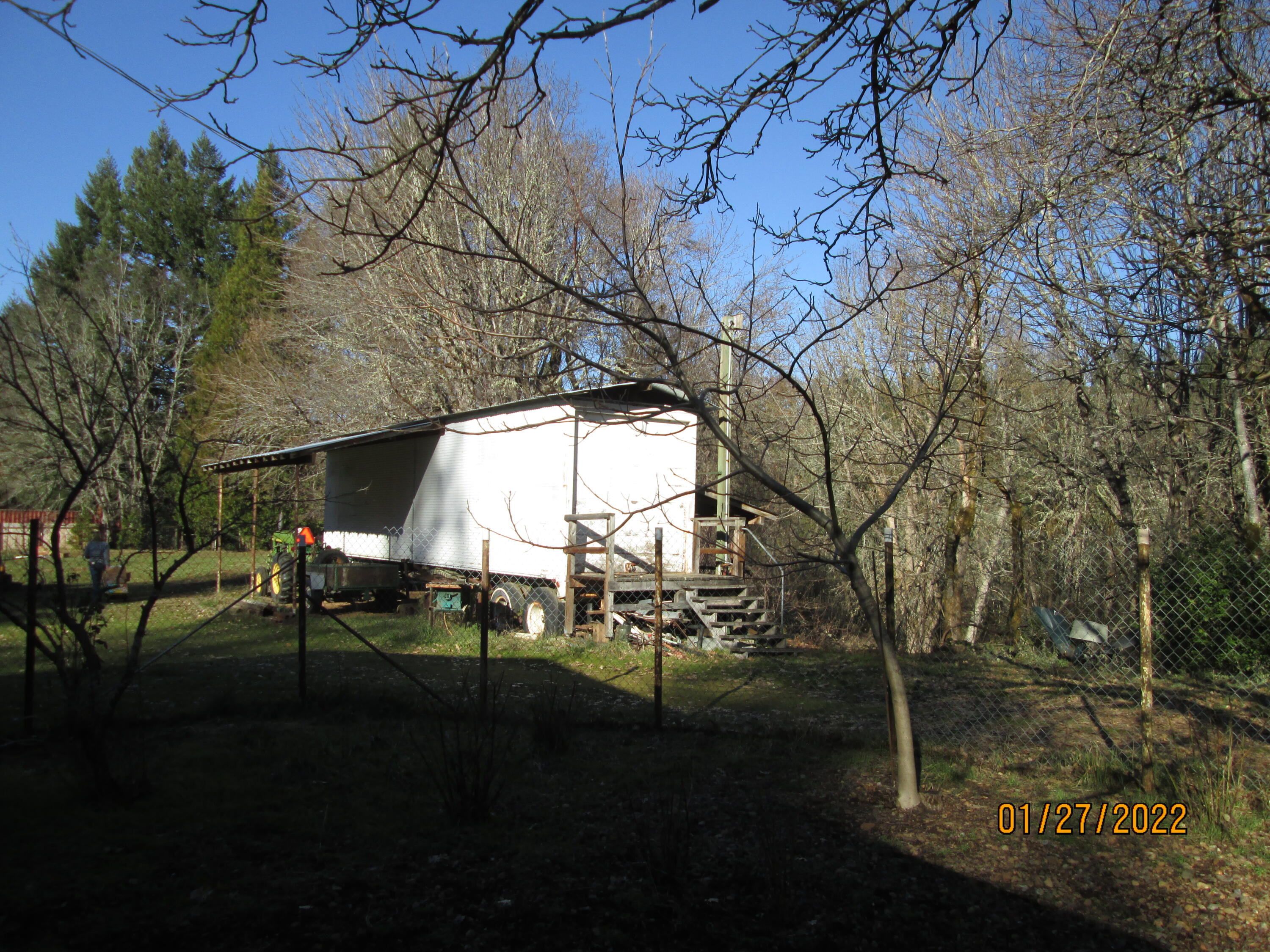 4940 Dick George Road Cave Junction, OR 97523 - Photo 16 of 22 Semi-trailer/ storage with power