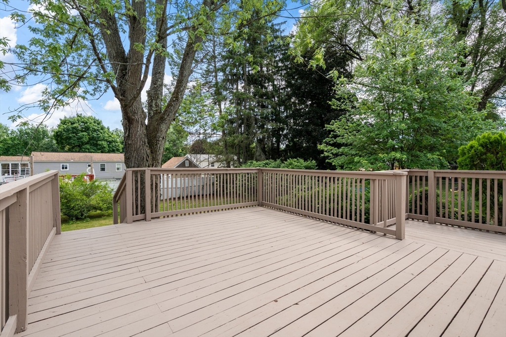 188 Moss Road Springfield, MA 01119 - Photo 25 of 29