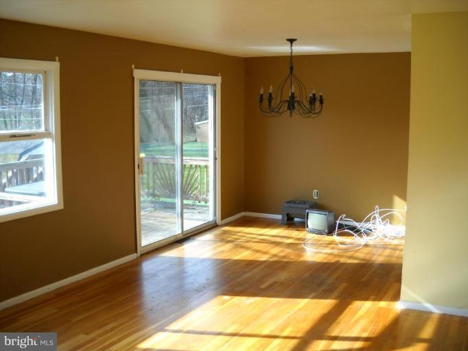 118 Embleton Road Owings Mills, MD 21117 - Photo 5 of 5 Dining Area