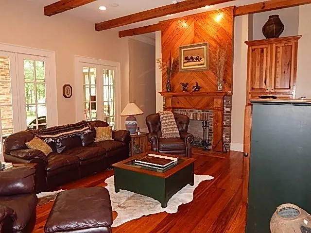 $650,000 | 64 River Road, Columbia, MS 39429