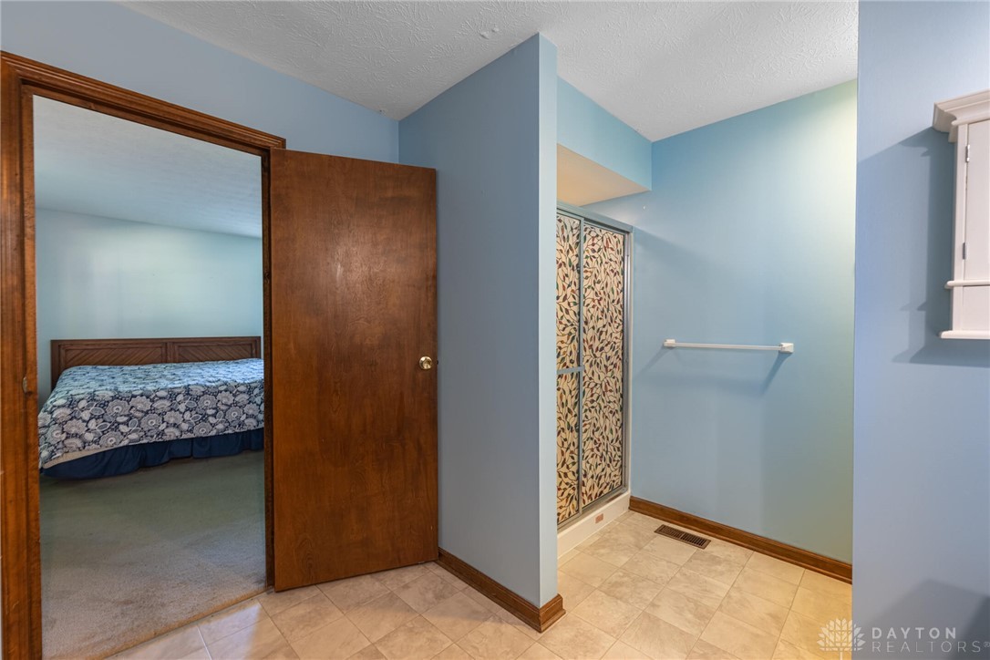 10135 Atchison Road Dayton, OH 45458 - Photo 28 of 41 Gallery Image 28