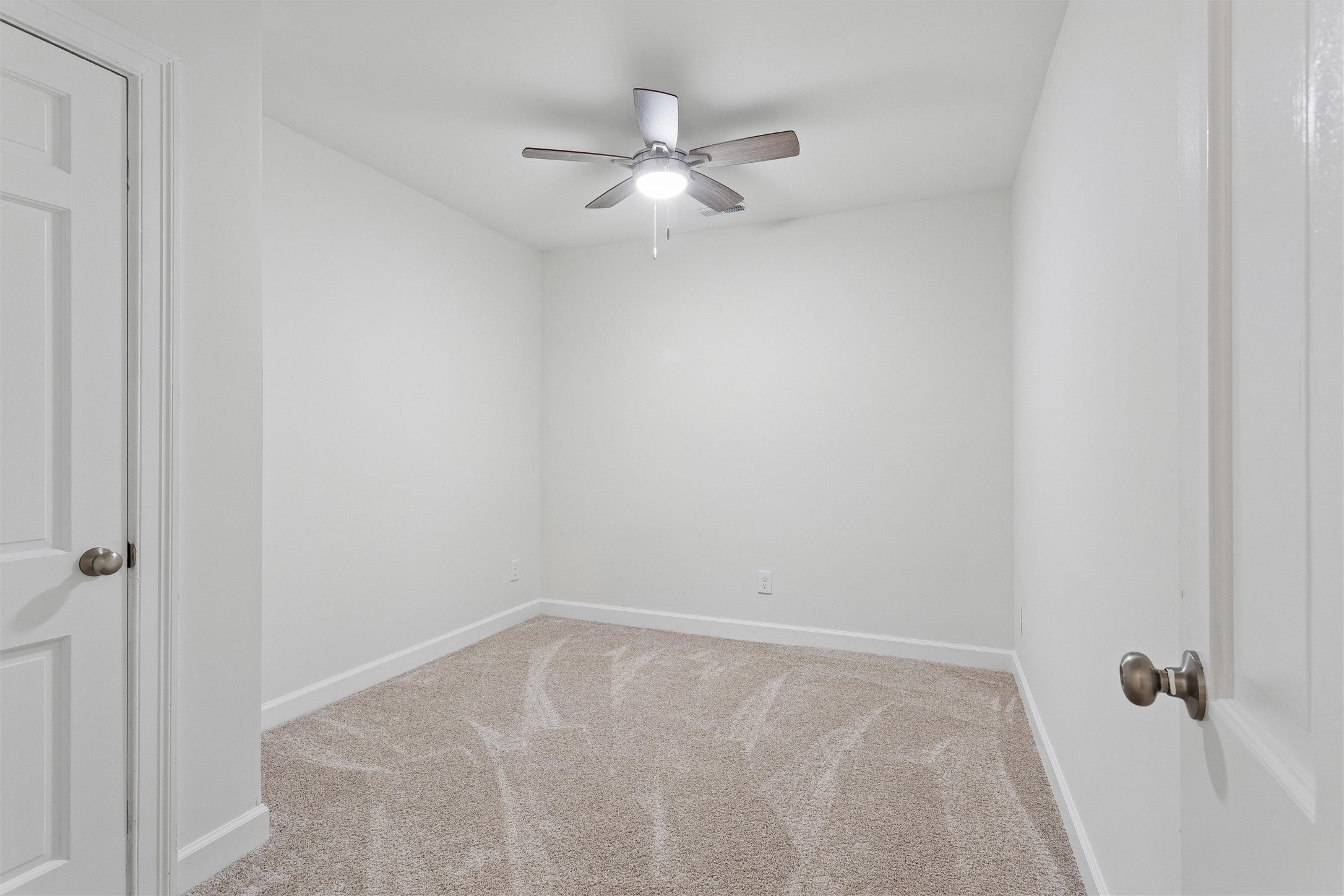 120 Selden Road Newport News, VA 23606 - Photo 35 of 49 Gallery Image 35