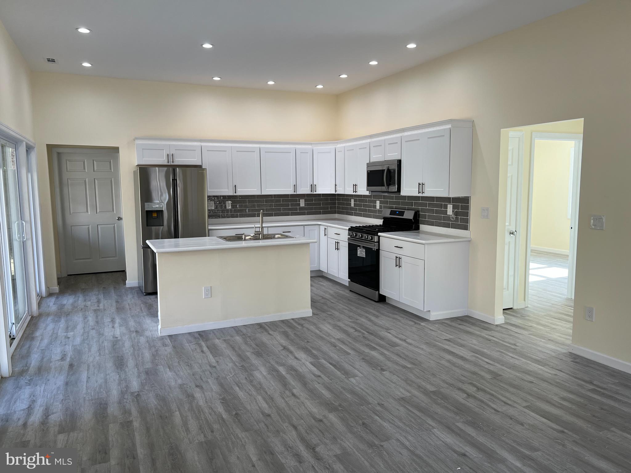 112 Shell Road Millville, NJ 08332 - Photo 13 of 32
