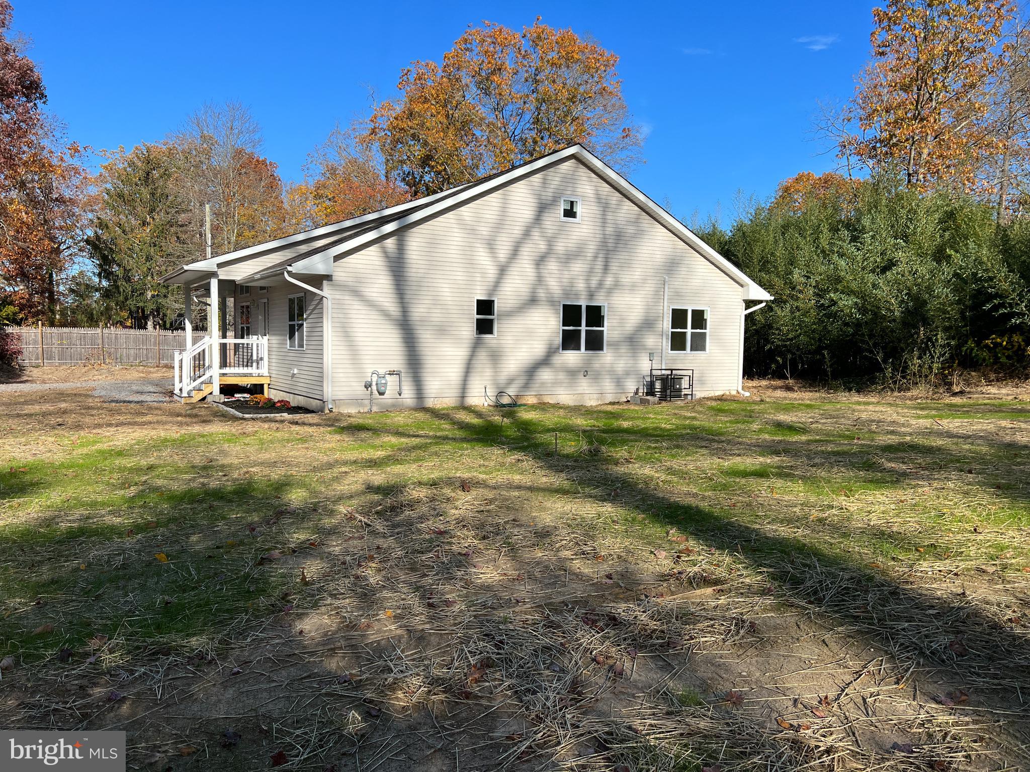 112 Shell Road Millville, NJ 08332 - Photo 5 of 32