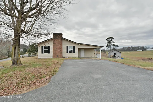 $775,000 | 6005 Davis Ferry Road, Loudon, TN 37774