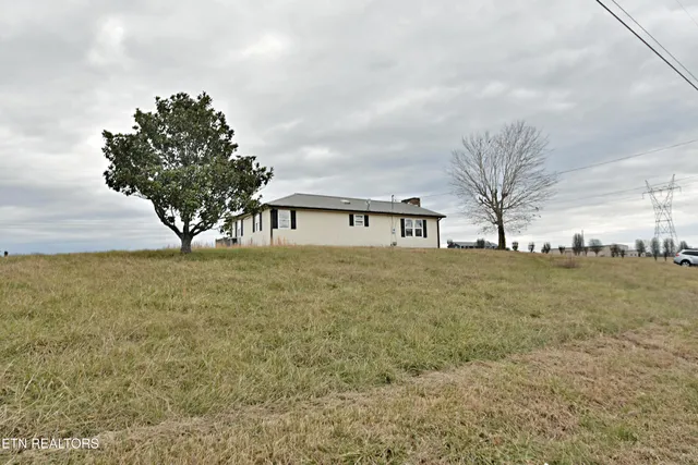 $775,000 | 6005 Davis Ferry Road, Loudon, TN 37774