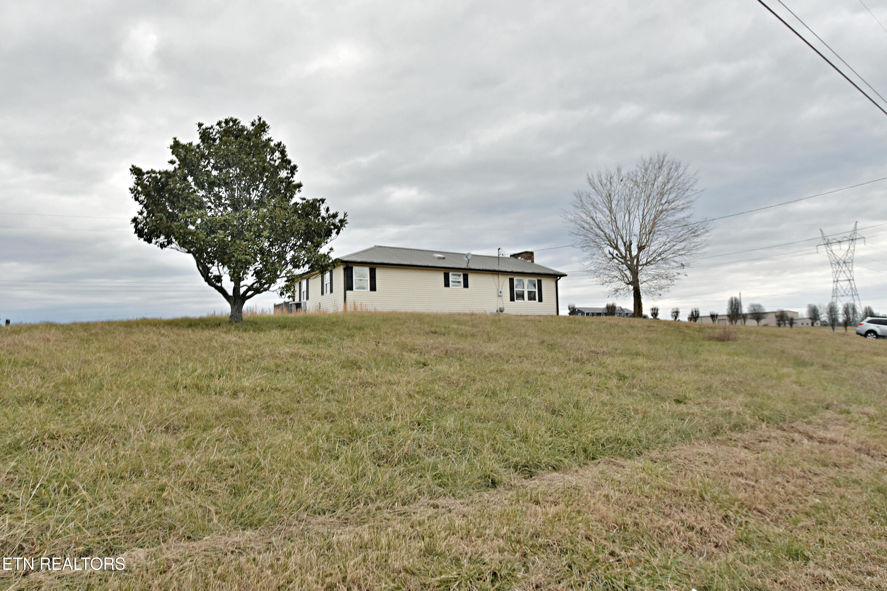 6005 Davis Ferry Road Loudon, TN 37774 - Photo 4 of 21 DSC_1356