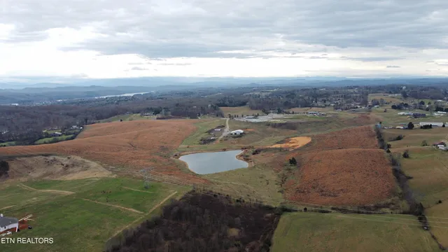 $775,000 | 6005 Davis Ferry Road, Loudon, TN 37774