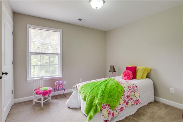 1049 Hall Cemetery Road Burns, TN 37029 - Photo 12 of 20 Spacious Guest Rooms