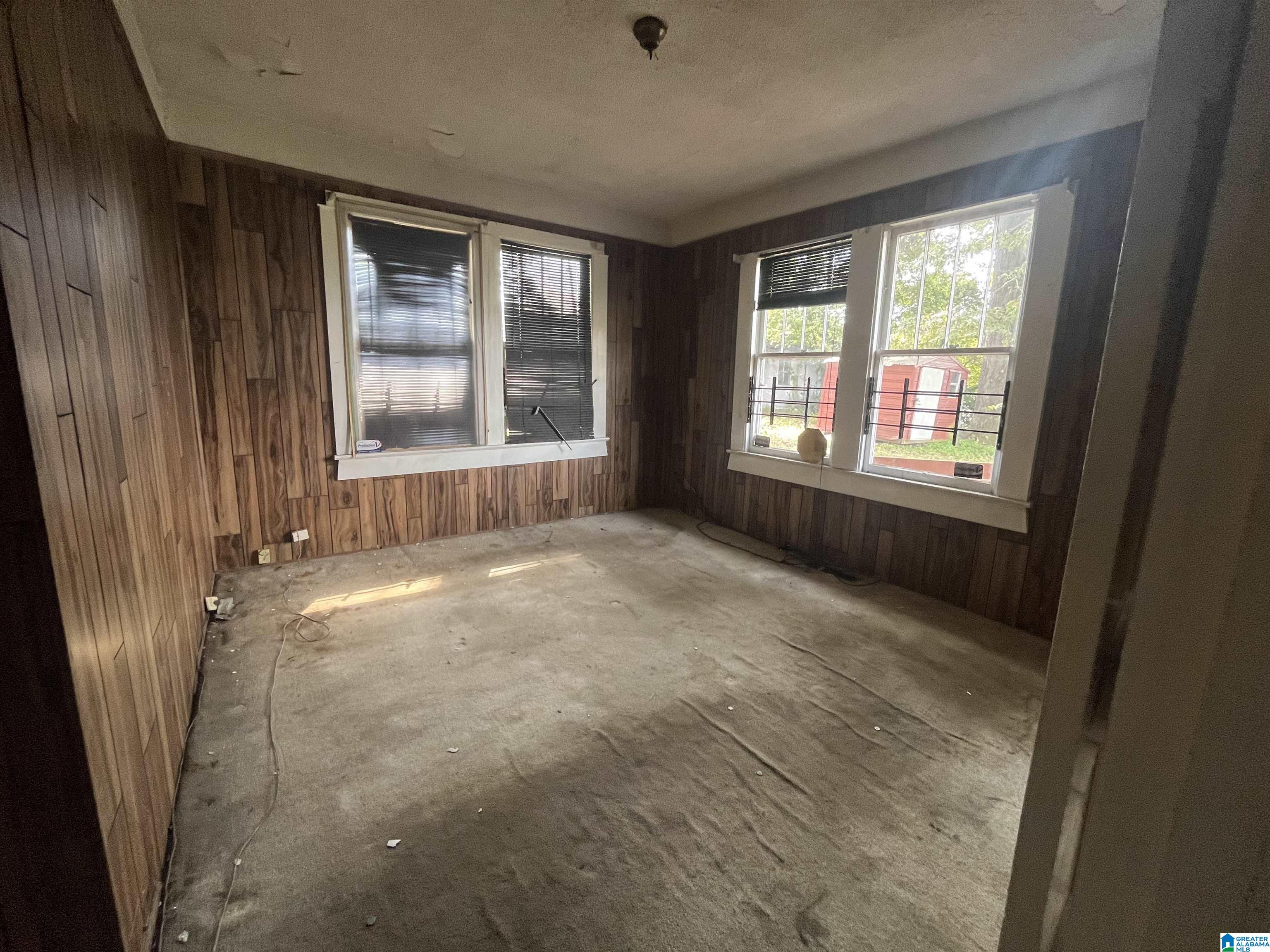 1325 Warrior Road Birmingham, AL 35218 - Photo 4 of 10 Gallery Image 4
