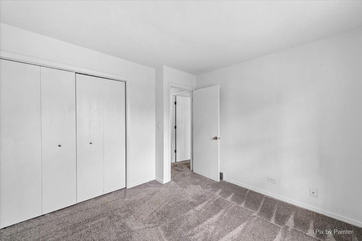 3 Deerpath Road Lake In The Hills, IL 60156 - Photo 16 of 27 a view of an empty room