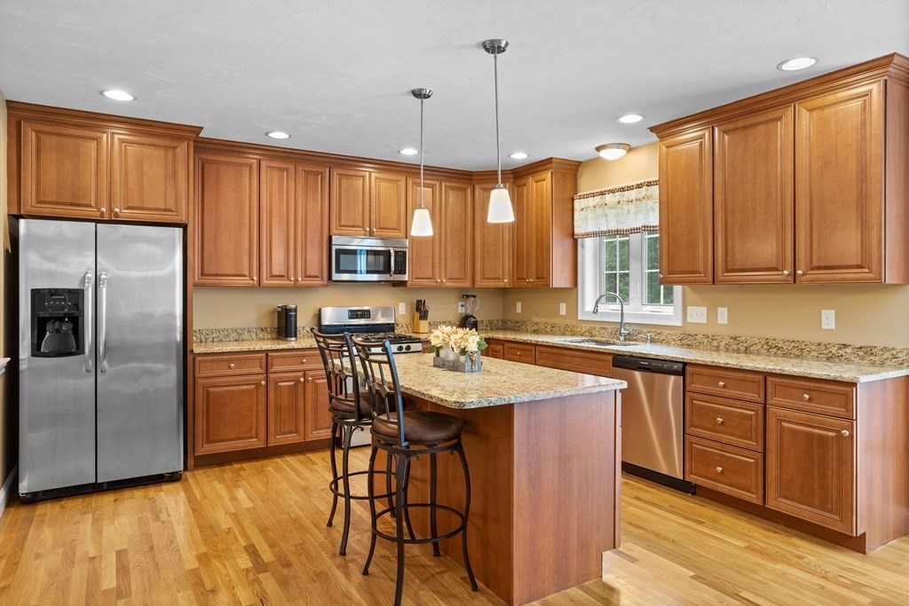 175 White Pond Road Hudson, MA 01749 - Photo 6 of 29 Gallery Image 6