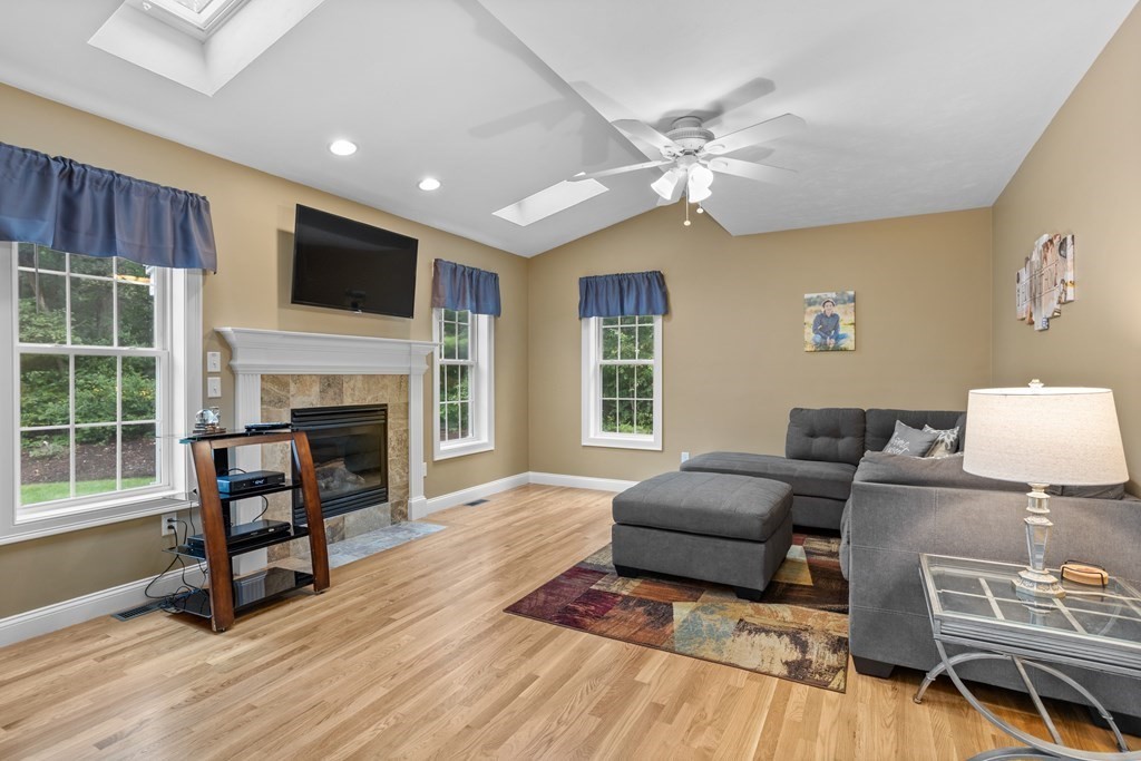 175 White Pond Road Hudson, MA 01749 - Photo 9 of 29 Gallery Image 9