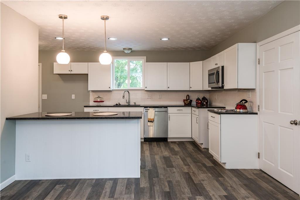 3143 Old Mill Road Springfield, OH 45502 - Photo 10 of 55 Gallery Image 10