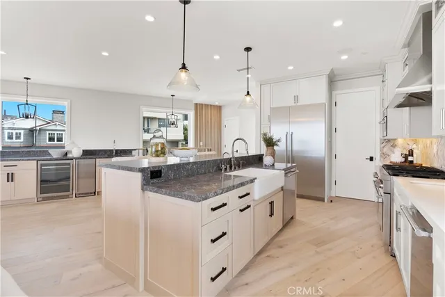 $9,150,000 | 2141 Circle Drive, Hermosa Beach, CA 90254
